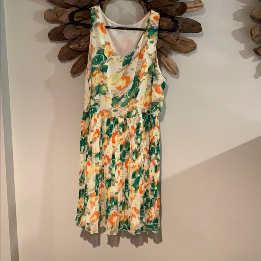 Floral print dress (M) and sweater (L)